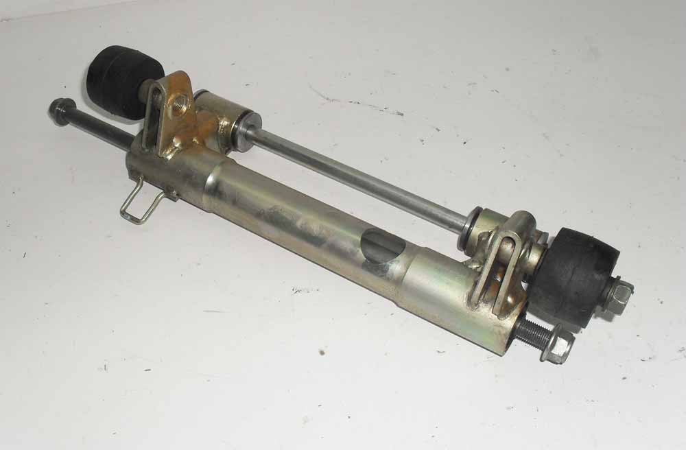 Staffa Supporto Motore Silent Block Suzuki Burgman 250 Business 2001 2002